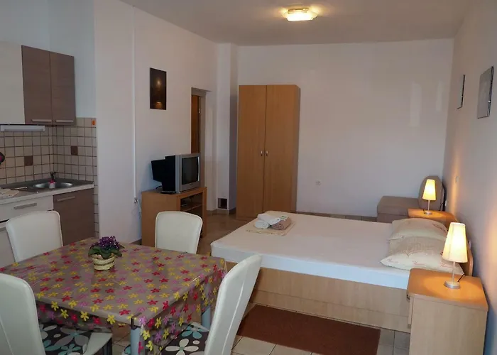 Skorin Lägenhet Lumbarda